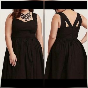 SOLD NWT Torrid Poplin Dress